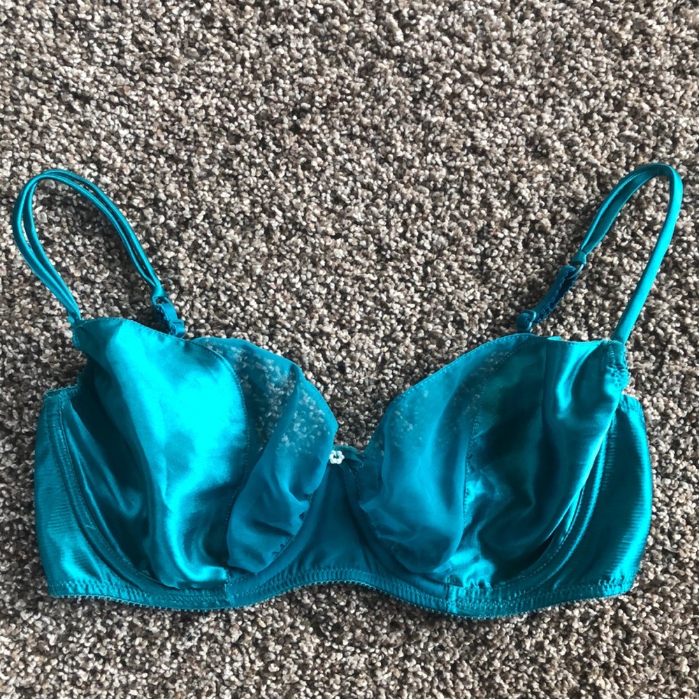 Vintage Victoria’s Secret Teal Blue Bra